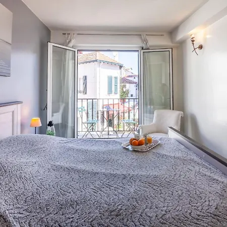 De France By Interhome Apartman